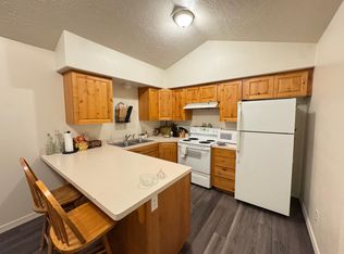 1537 Canyon Ave, Idaho Falls, ID 83402