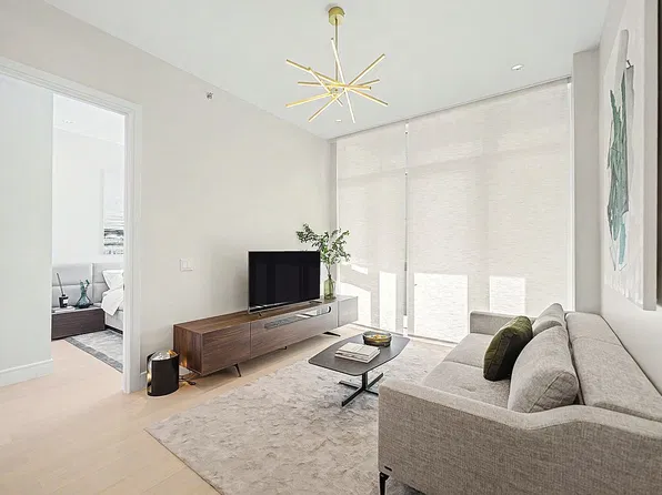 42-38 27th St #3I, Long Island City, NY 11101