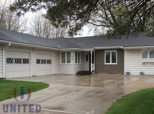 3231 S Lakeport St, Sioux City, IA 51106