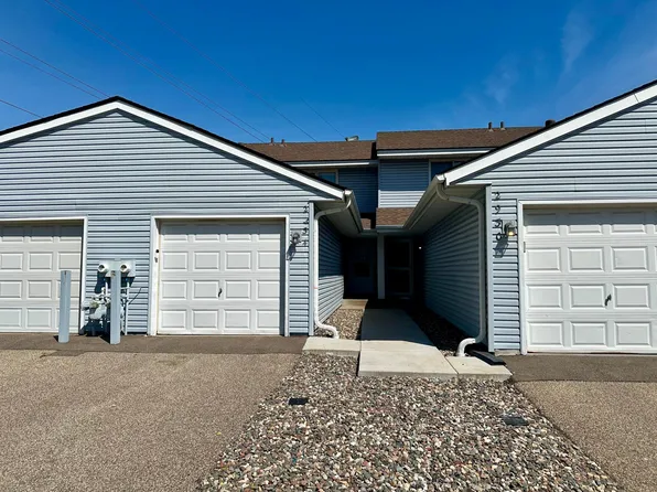 2934 68th Ln N, Brooklyn Center, MN 55430