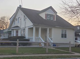 30 Fir St, Valley Stream, NY 11580