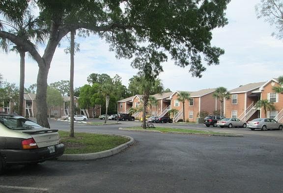 5th image of 1318 Wildwood Lakes Blvd Unit 8