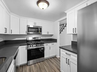 4202 W Avenue L APT 7, Lancaster, CA 93536