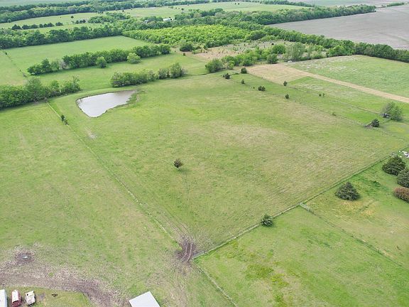 4th image of 999A E Line Rd