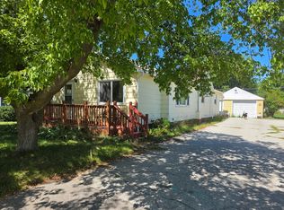 913 Lawndale St, Ludington, MI 49431