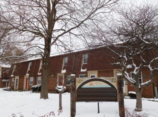 5690 Beechcroft Rd #5690, Columbus, OH 43229