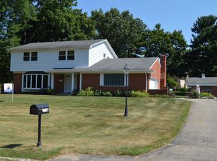 3938 Cotton Tail Ln, Shelby Township, MI 48316