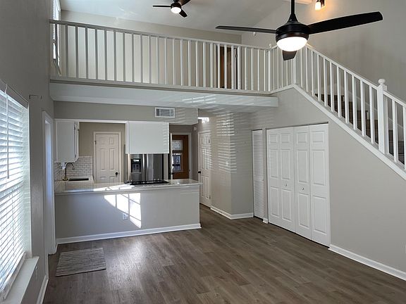 4th image of 3031 Royal Palm Way