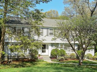 65 Greenacres Ave, Scarsdale, NY 10583