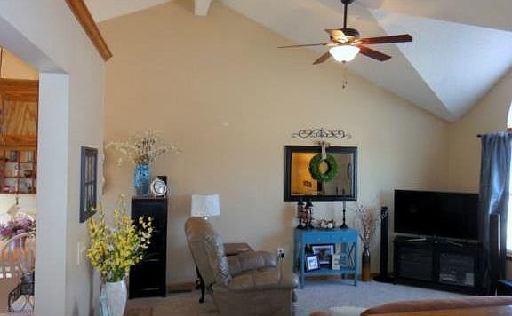 4th image of 210 Dykes Ln