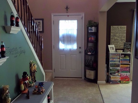 3rd image of 6384 Pembroke Dr