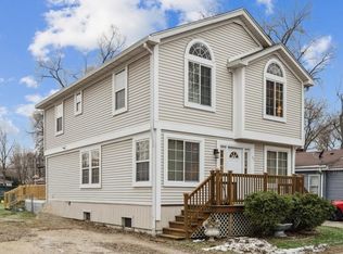 35 Tremont Rd, Fox Lake, IL 60020