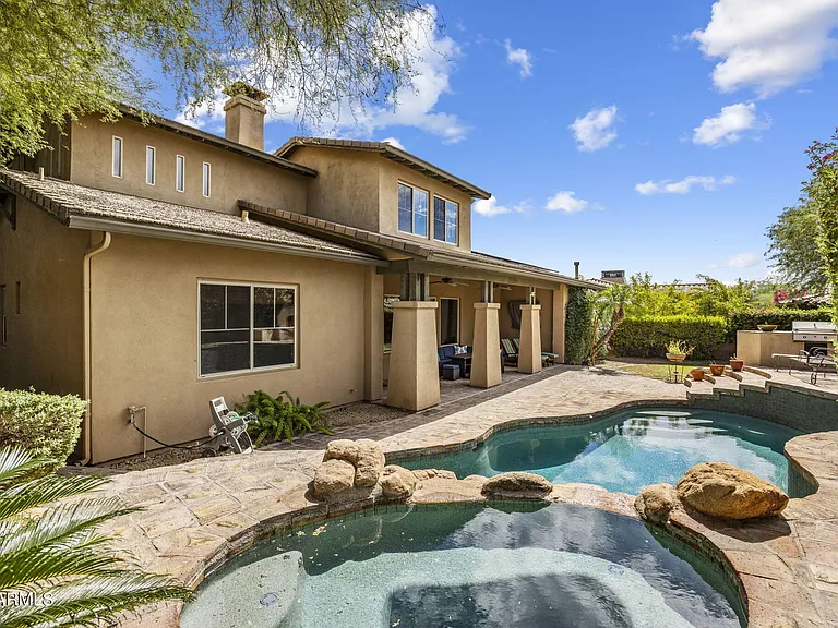 9572 E Mountain Spring Rd — Photo 38
