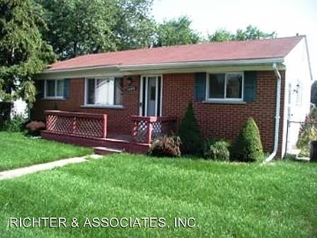 1st image of 1495 S Schuman St