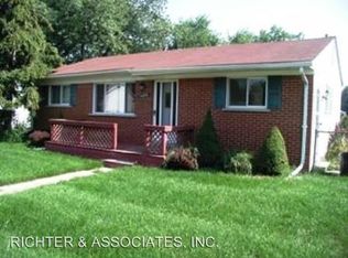 1495 S Schuman St, Westland, MI 48186