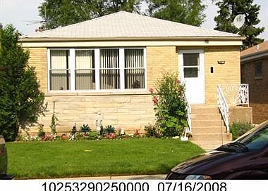 1st image of 7238 N California Ave