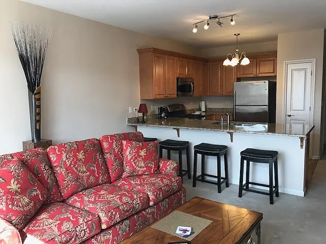 50 N Northwest Hwy #415 — Photo 1
