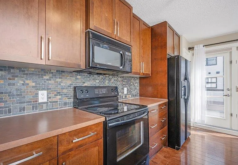 172 Aspen Hills Close SW — Photo 10