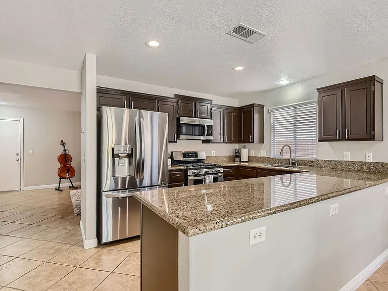 1517 Calle Montery St — Photo 11