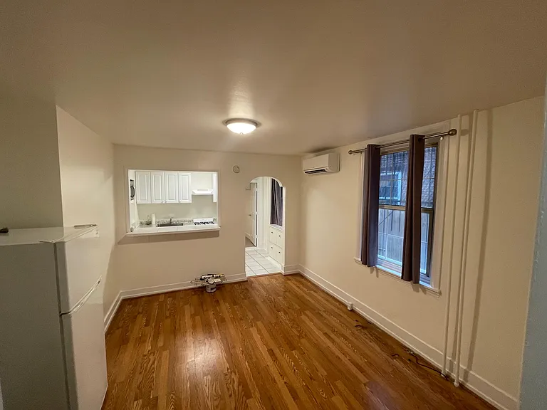 421 S 8th St #1R — Photo 8