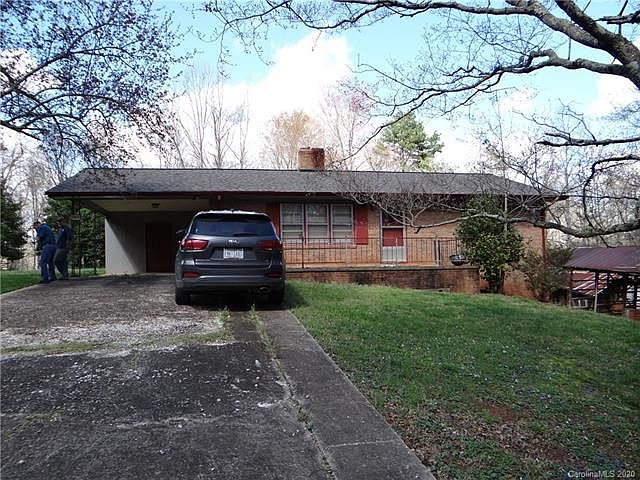 1st image of 2815 8th Ave SE