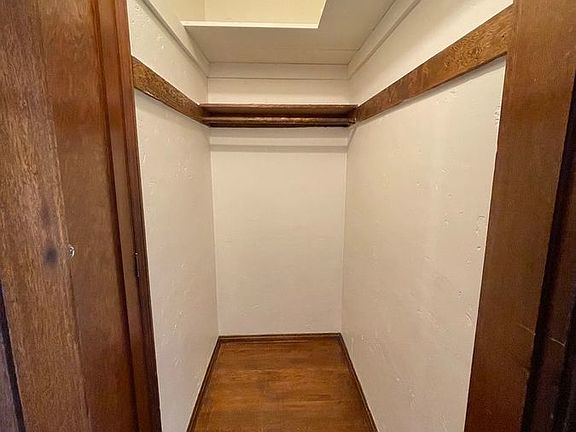 5th image of 1005 E Roy St APT 10