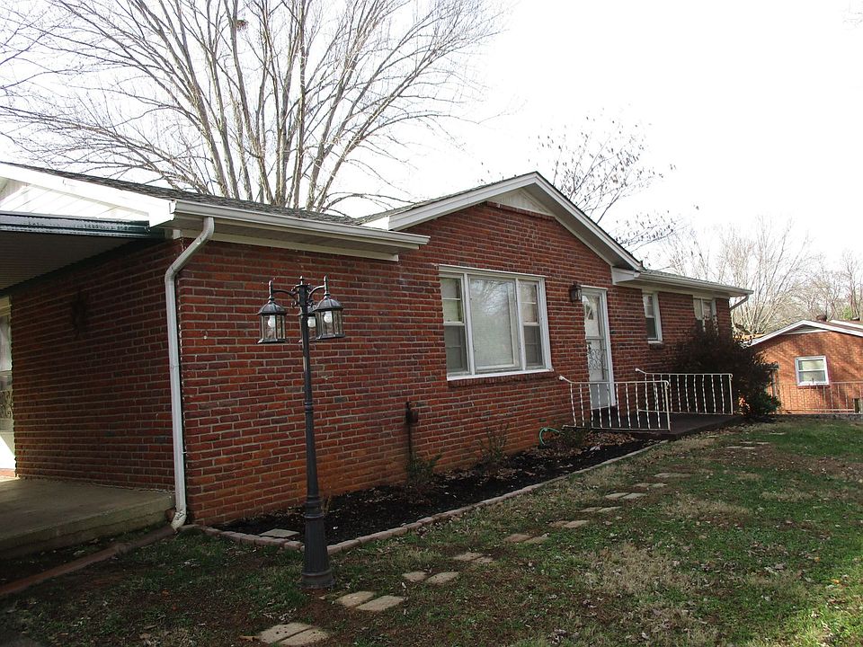 1st image of 21 Garth Dr