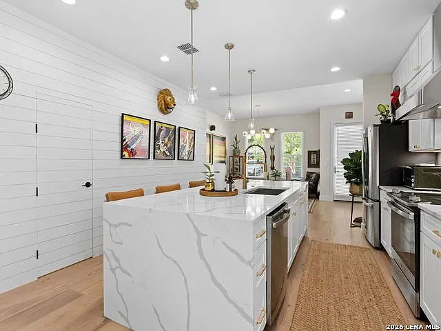 311 Refugio St #101 — Photo 11