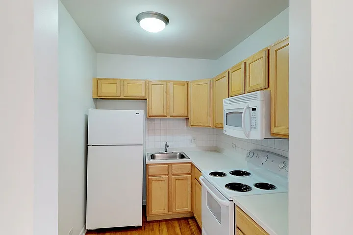 Drexel Grand — Photo 20