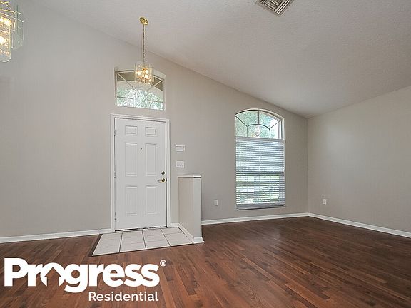 4th image of 737 Somerstone Dr