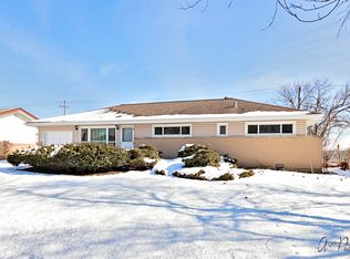 505 Decatur St, Hoffman Estates, IL 60169