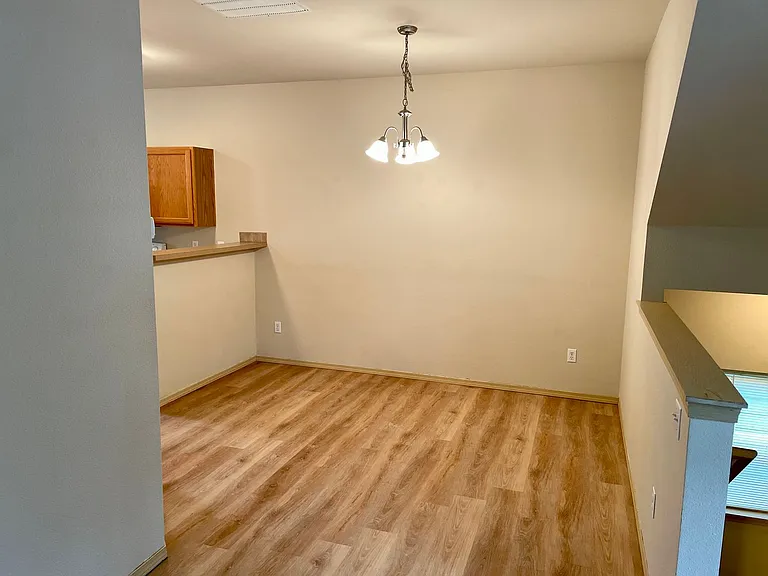11535 6th Ave E — Photo 17