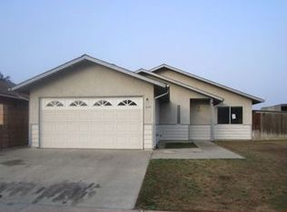 2267 S Tamarack St, Tulare, CA 93274