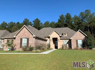 8799 Greenleaves Dr, Denham Springs, LA 70726