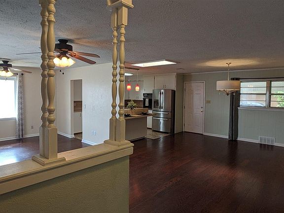 4th image of 116 Kathie Dr