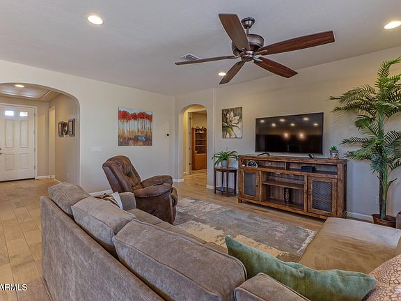 5th image of 4090 N 160th Dr