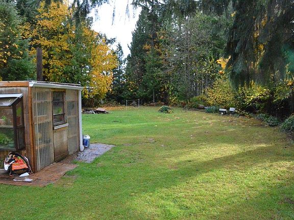 3rd image of 5617 Black Lake Blvd SW