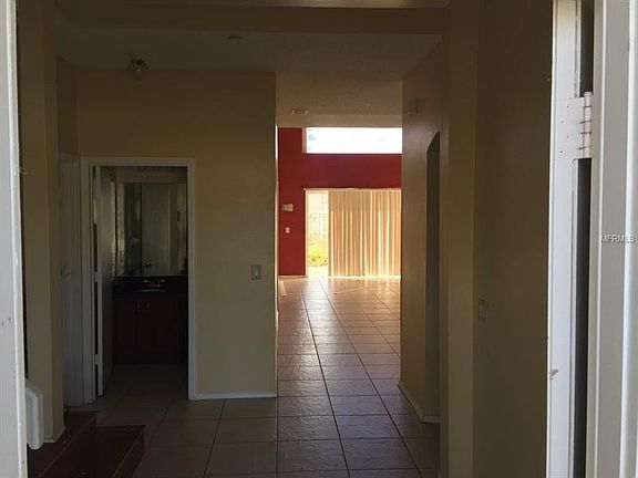 3rd image of 13224 Greenpointe Dr