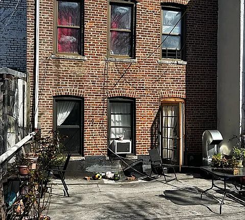 2nd image of 8608 Jamaica Ave