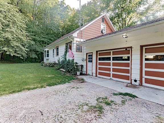 3rd image of W7310 Hillside Dr