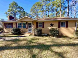 2202 Davis Ave, Tifton, GA 31794