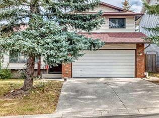 279 W Beddington Cir NE, Calgary, AB T3K 1N9