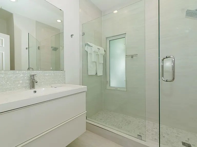 228 Van Buren Dr — Photo 12