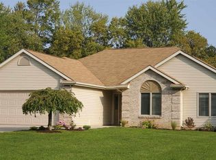 9085 N River Rd, New Haven, IN 46774