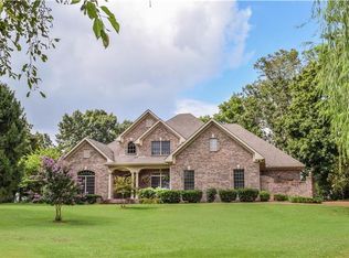 229 Peach Valley Rd, Gallatin, TN 37066