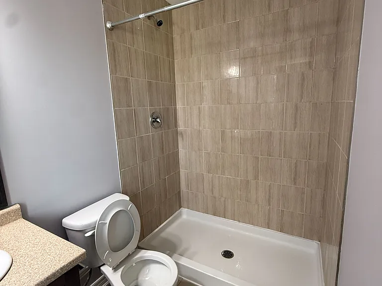 53 Oliver Ln — Photo 35