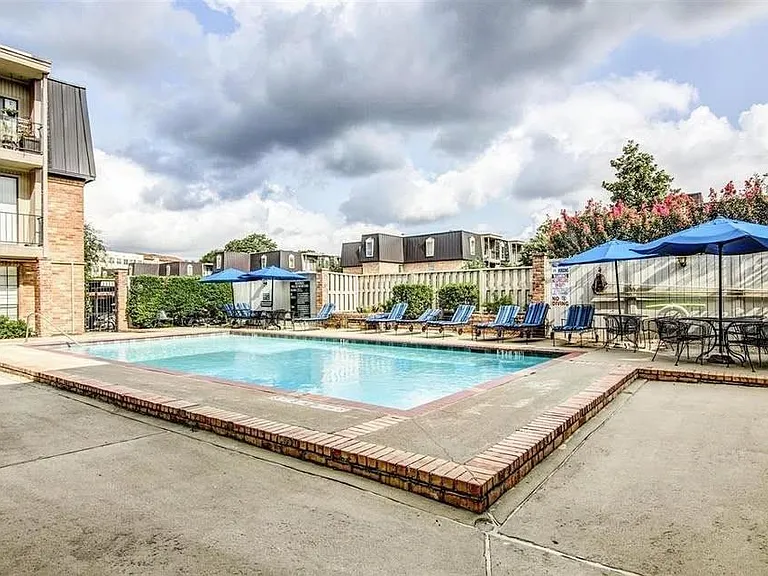 2475 Underwood St #190 — Photo 34