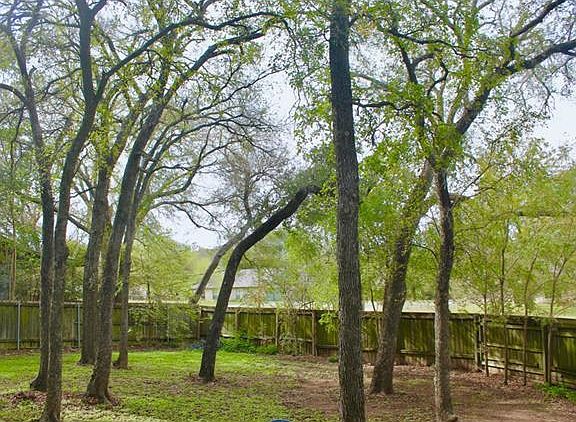 4th image of 201 Canyon Wren Dr
