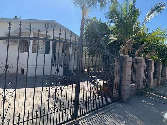 2nd image of 2624 Maceo St