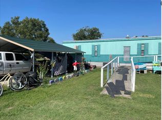 412 Green St, Bowie, TX 76230